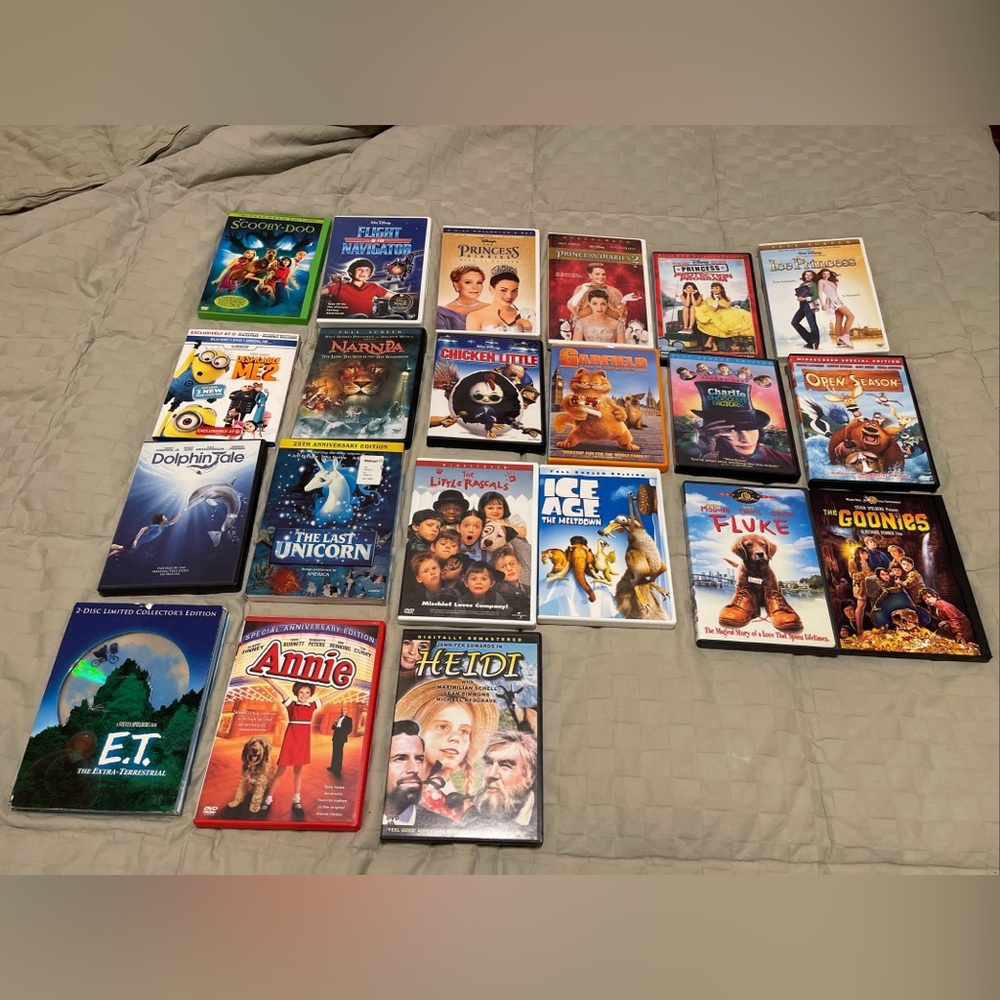 Lot Of 21 KIDS/FAMILY Movie DVDs